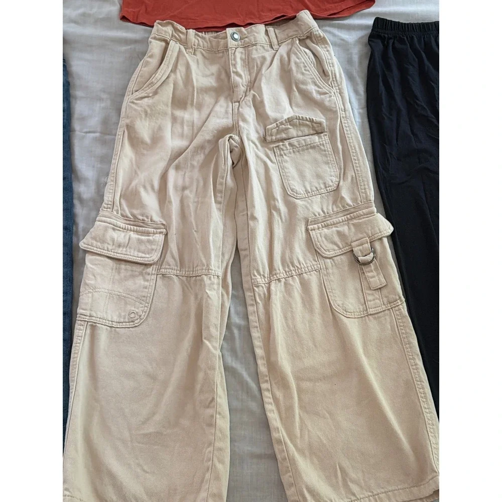 Girls Clothing Lot Levi's 550 Jeans  Wide Leg Cargo Hello Kitty Leggings CK‎ Top